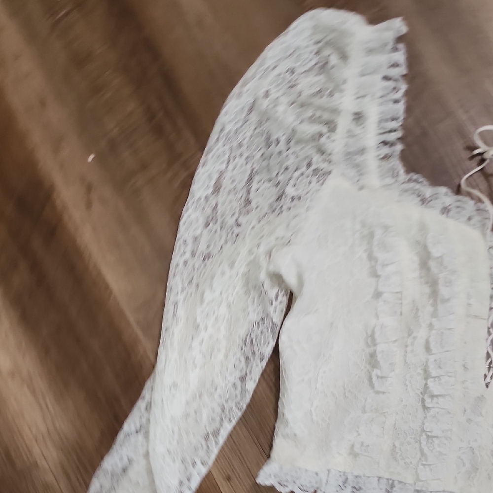 Cream Lace Cropped Blouse Long Sleeve Tie Front Boho Cottagecore - Picture 4 of 8